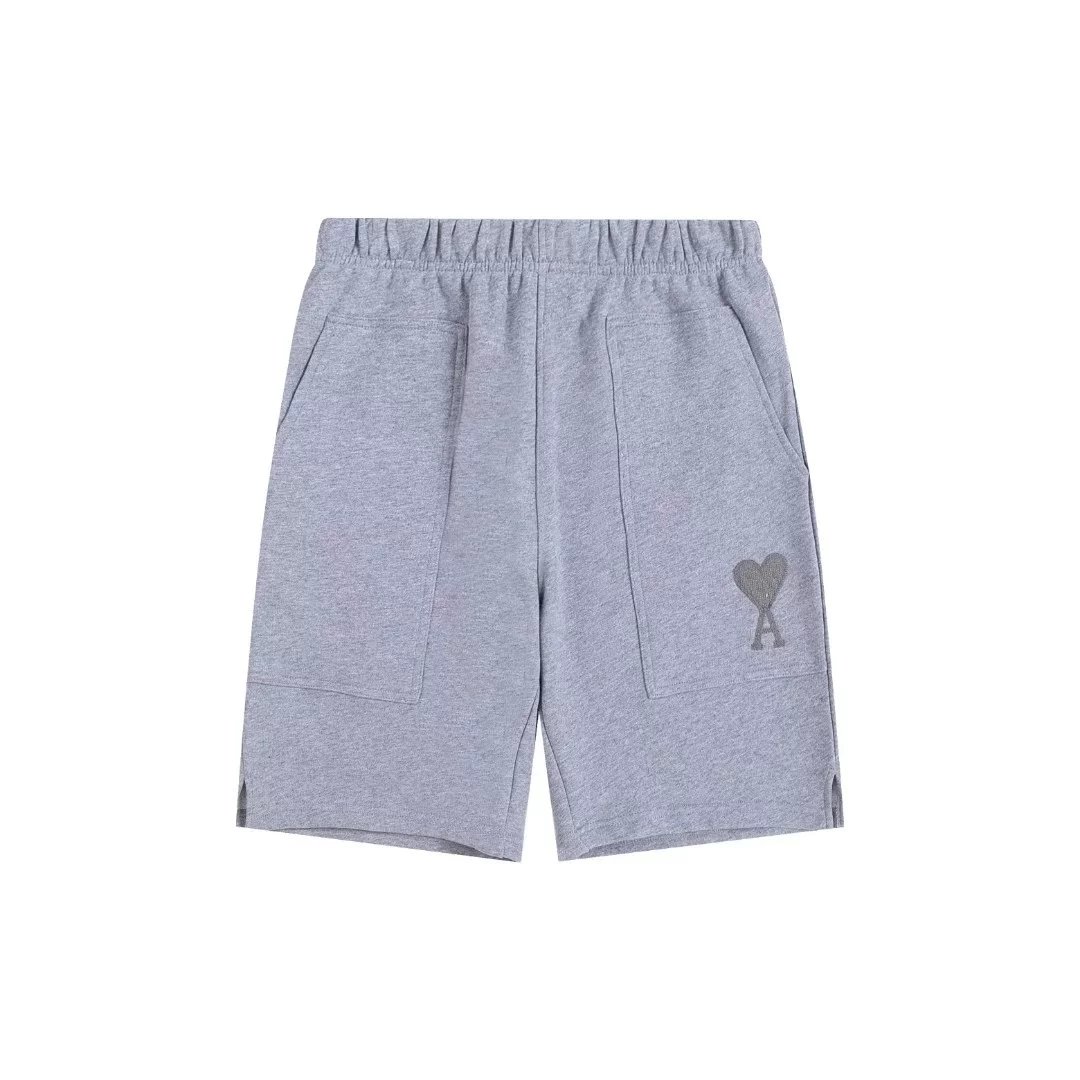 Ami Paris Heart Logo Shorts Beige - 32
