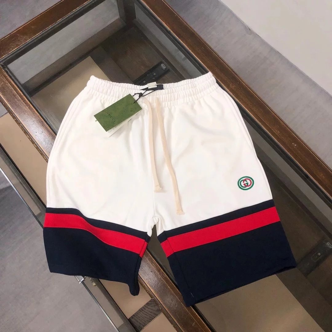 Gucci Logo-Print Black Sweat Shorts - 15