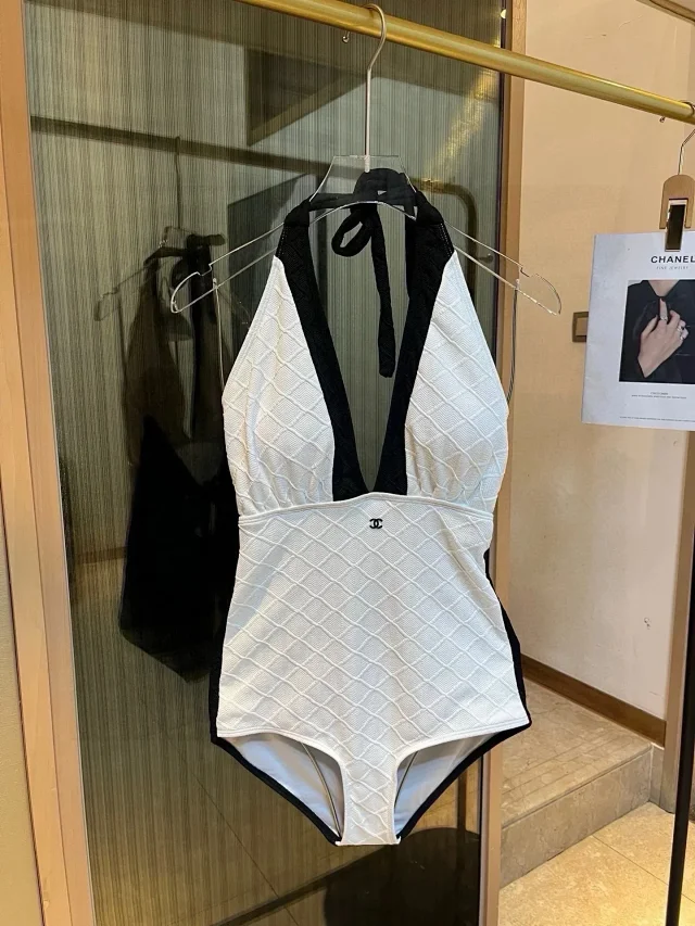 Chanel Swimwear Bikini Sets product detail image 19