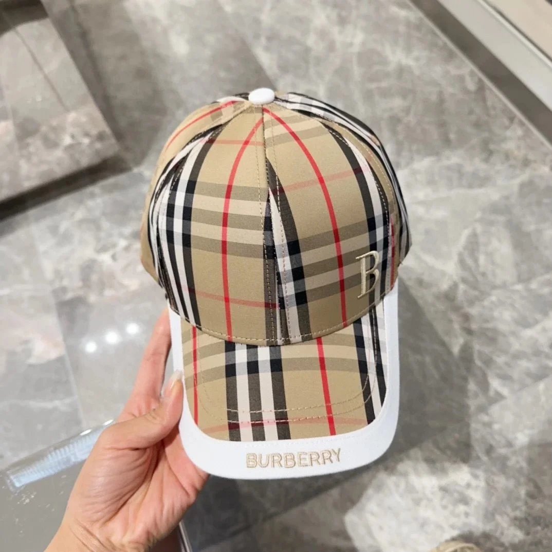 Burberry Check Print Baseball Cap White - 33