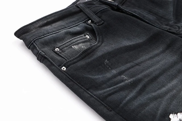 AMIRI Jeans Slim-Fit Distressed product detail image 11