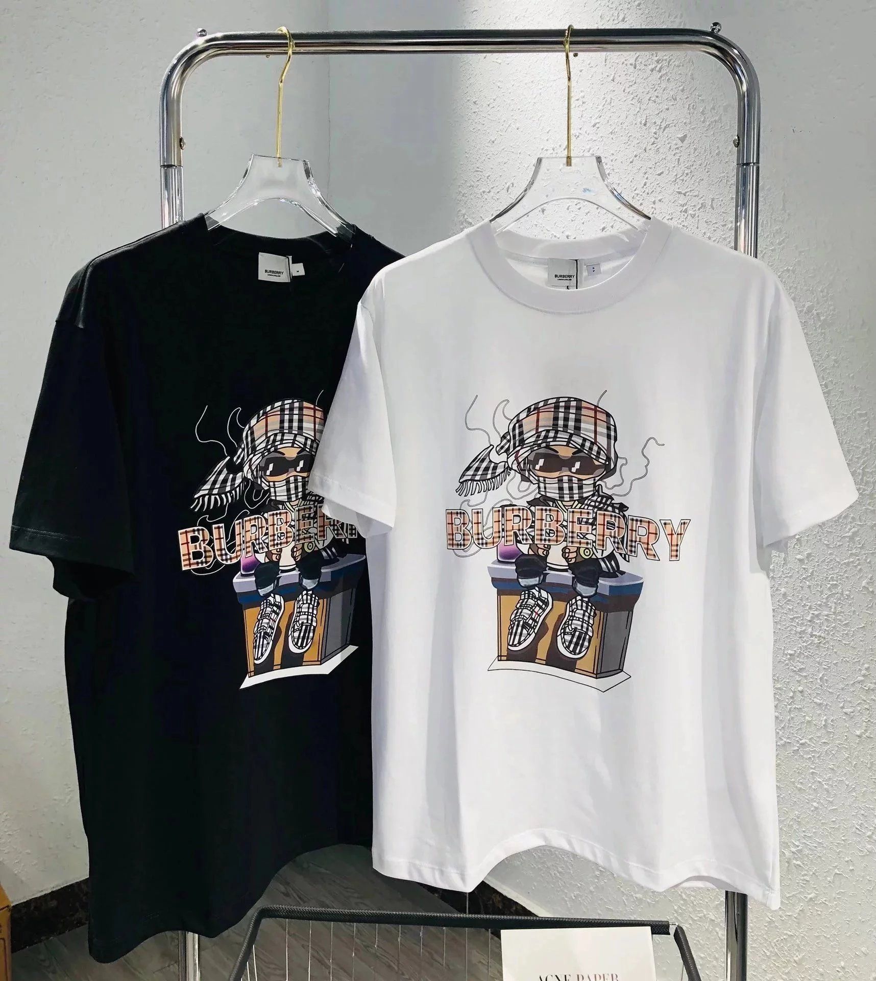 Burberry Logo Patch Black T-Shirt - 15