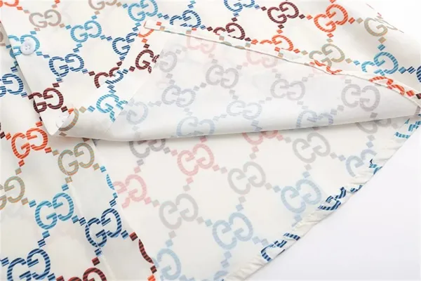 Gucci Rabbit Print Camp Shirt Red Blue Multicolor - 8