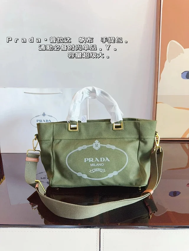 Prada Handbags Grained Tote Bag product detail image 16