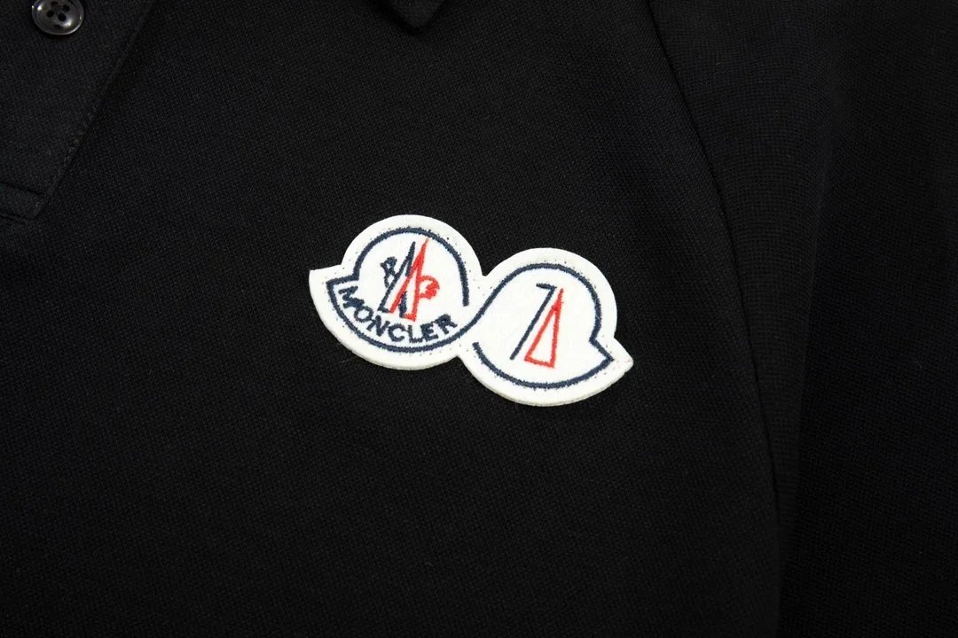 Moncler Classic White Polo with Red-Blue Trim and Logo Embroidery Polo Shirt - 10
