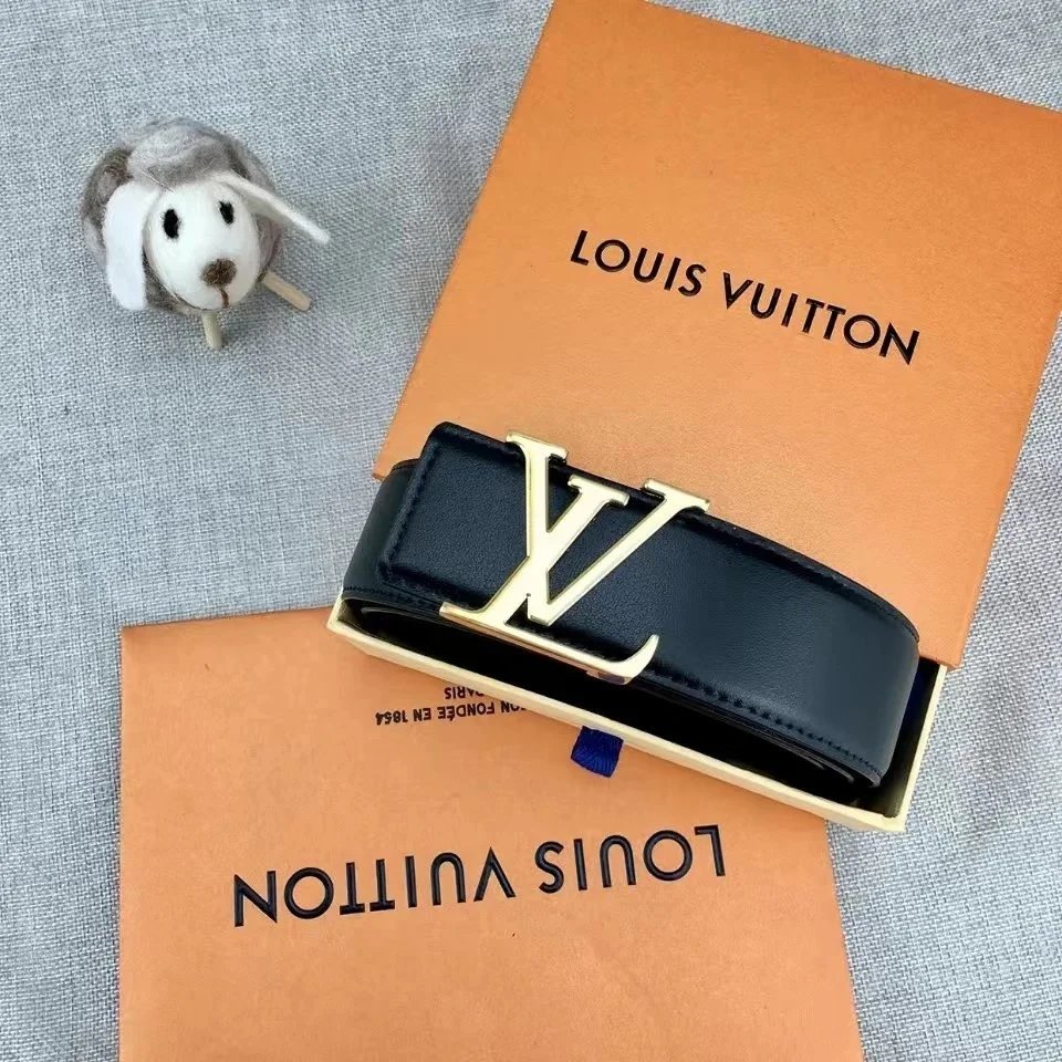 Louis Vuitton LV Initiales Bel