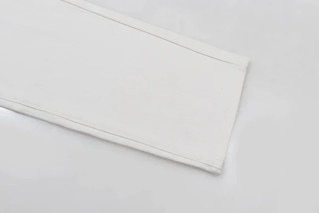 Balenciaga Jeans Logo-Print product detail image 11