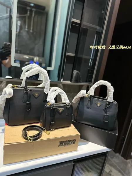 Prada Galleria Saffiano Leather Black Handbags - 15