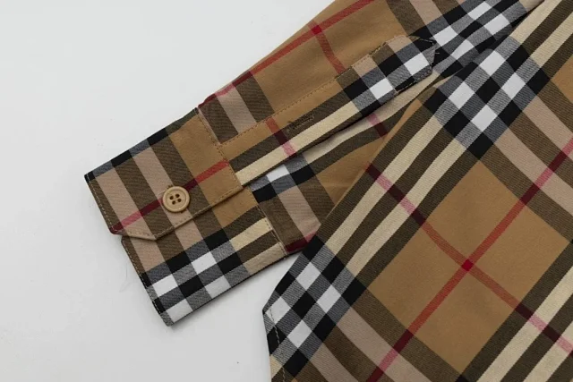 Burberry Shirts Long-Sleeve Button-Up product detail image 8