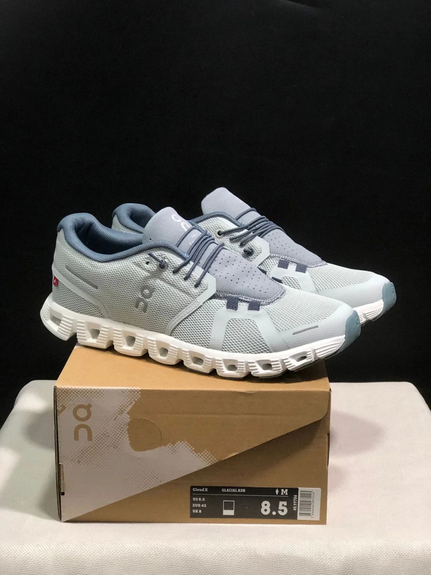 On Cloud X Rose Powder Soft Yarn Running Shoes - 9