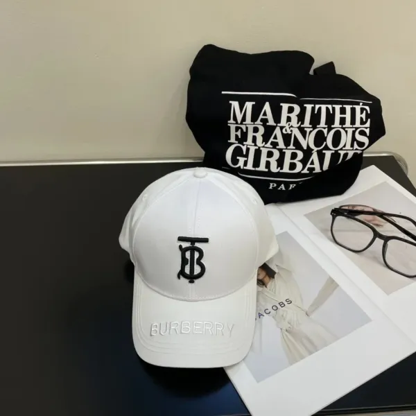 Burberry Logo Embroidery Baseball Cap Black - 19