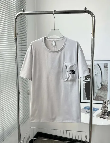 The North Face Logo T-Shirt Black / Army Green / White T-Shirt - 29