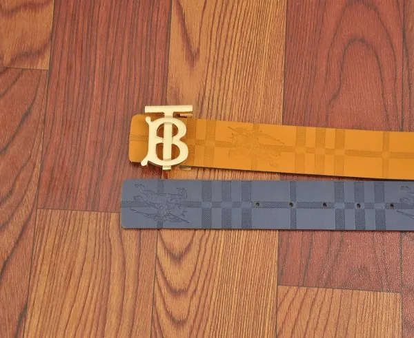 Burberry Reversible Leather Strap Togo Belt Beige Leather Belt - 4