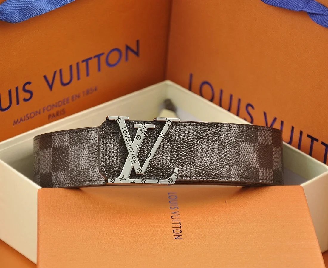 Louis Vuitton Damier Graphite Reversible Belt with LV Buckles Black / Gray Belt - 7