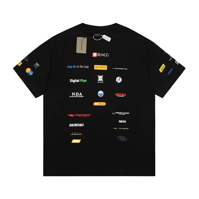 Balenciaga T-Shirts Graphic Logo Print product detail image 18