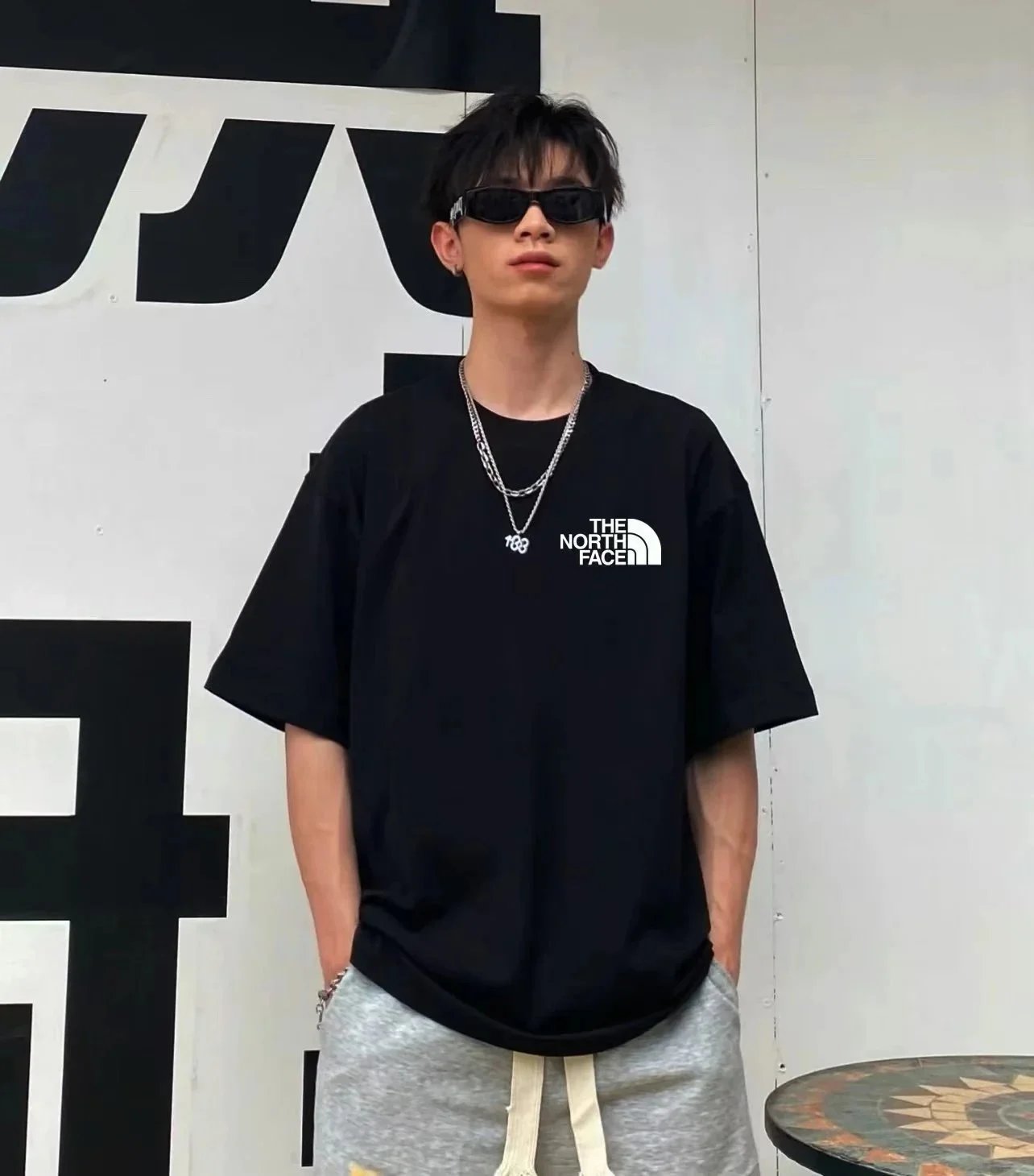 The North Face Logo T-Shirt Black / Army Green / White T-Shirt - 5