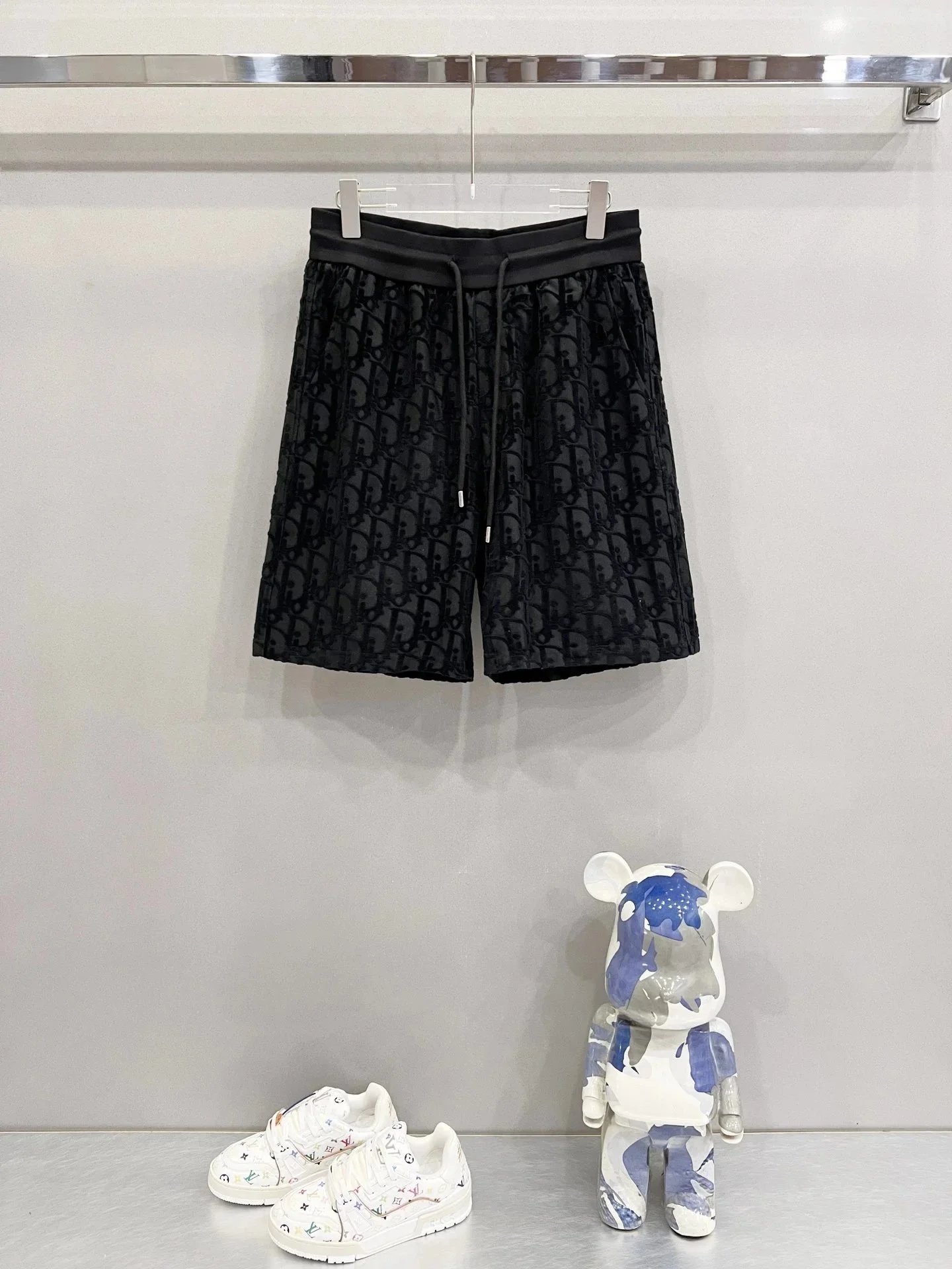 Dior Oblique Print Shorts Beige Brown Striped Cuff Shorts - 30