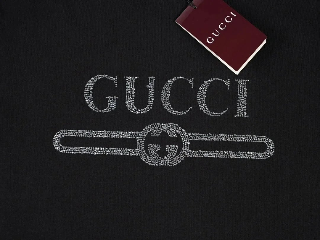 Gucci Vintage Logo Print White T-Shirt - 7