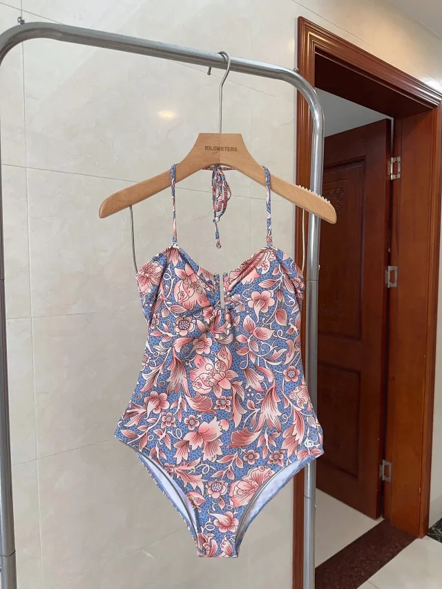 Gucci Swimwear Bikini Set product detail image 27
