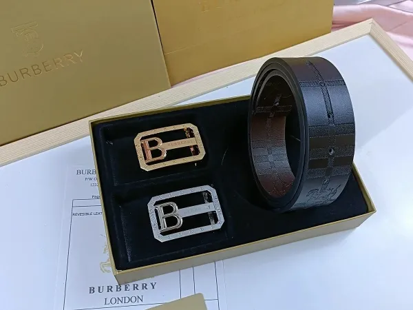 Burberry Reversible Leather Belt with Equestrian Knight Buckle Black/Gold - 12