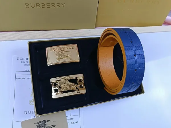 Burberry Reversible Leather Belt with Equestrian Knight Buckle Black/Gold - 18