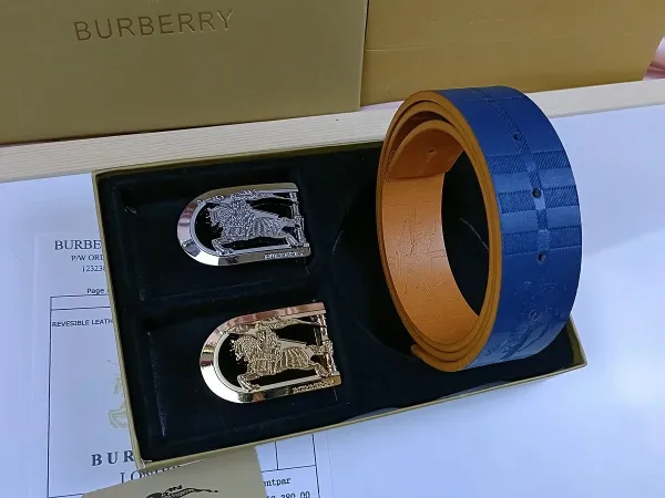 Burberry Reversible Leather Belt with Equestrian Knight Buckle Black/Gold - 25