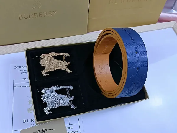 Burberry Reversible Leather Belt with Equestrian Knight Buckle Black/Gold - 27