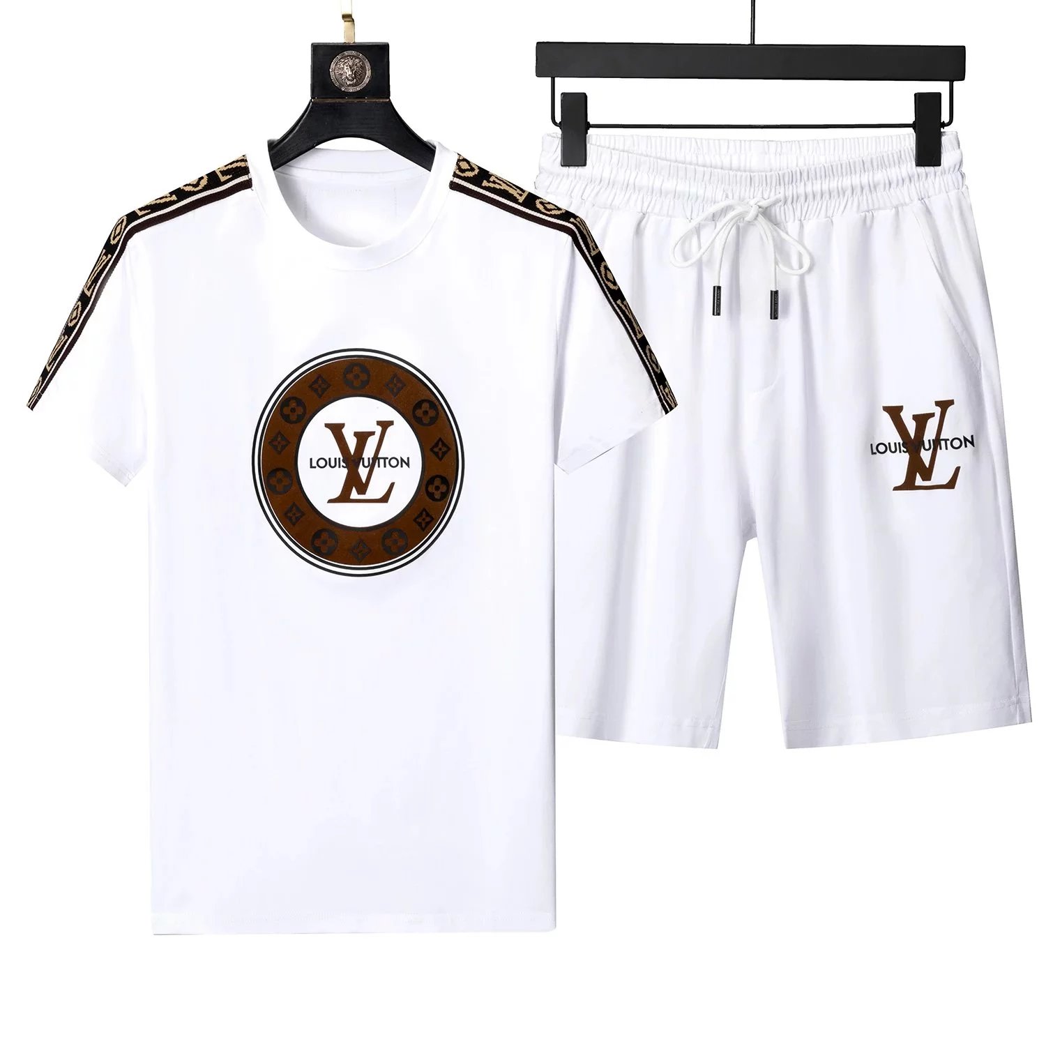 Design Louis Vuitton Logo Print White T-Shirt and Shorts Set Sets - 14
