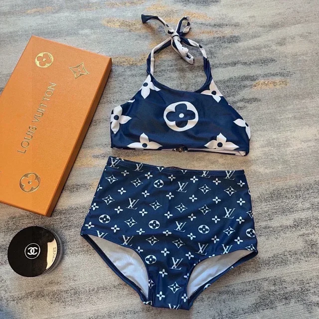 Louis Vuitton Swimwear Monogram Print Triangle Bikini Set product detail image 37