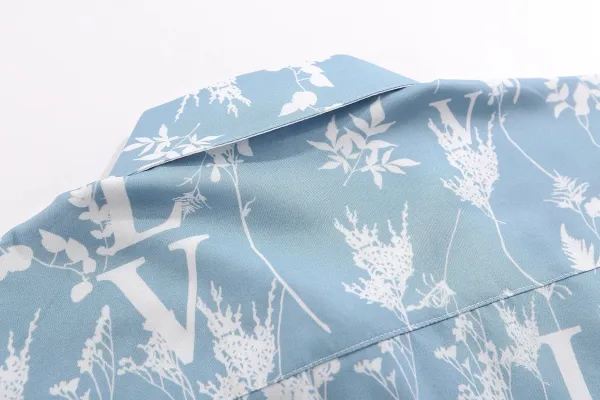 Design Short-Sleeve Button-Up Shirt with Abstract Graphic Pocket White - 10