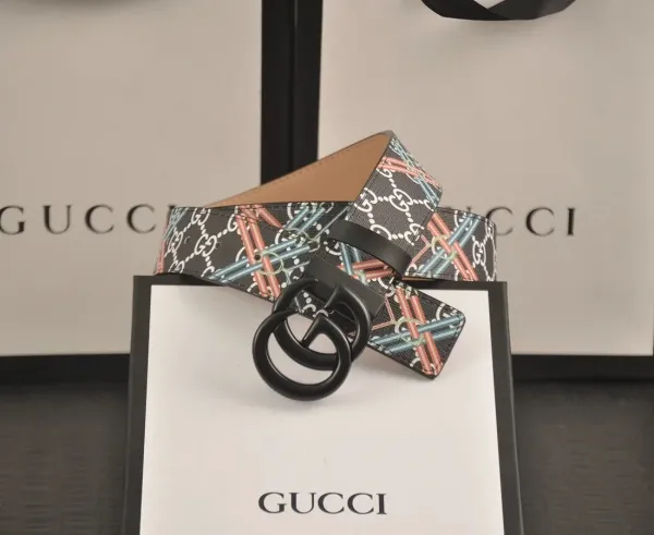 Gucci Disney x Gucci Micky Mouse GG Supreme Belt with Interchangeable Gold and Silver Double G Buckles - 6