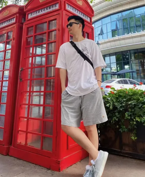 Moncler Logo-Print Heather Gray Shorts - 5