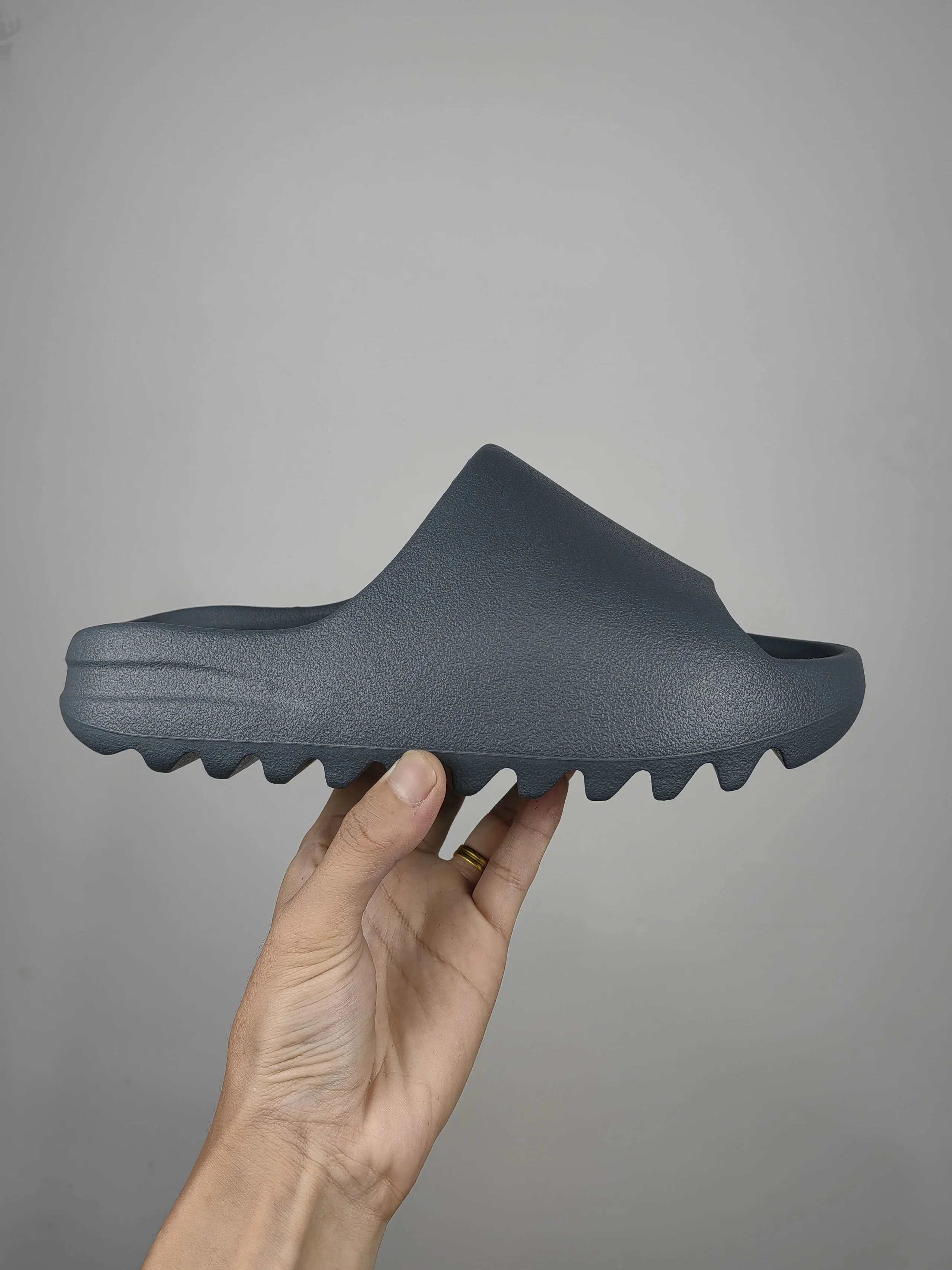 深灰绿磨砂（ID2349）