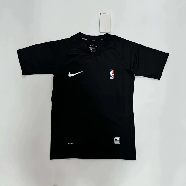 Nike T-Shirts Performance training T-shirt with contrast flatlock seams and oversized Swoosh product detail image 8