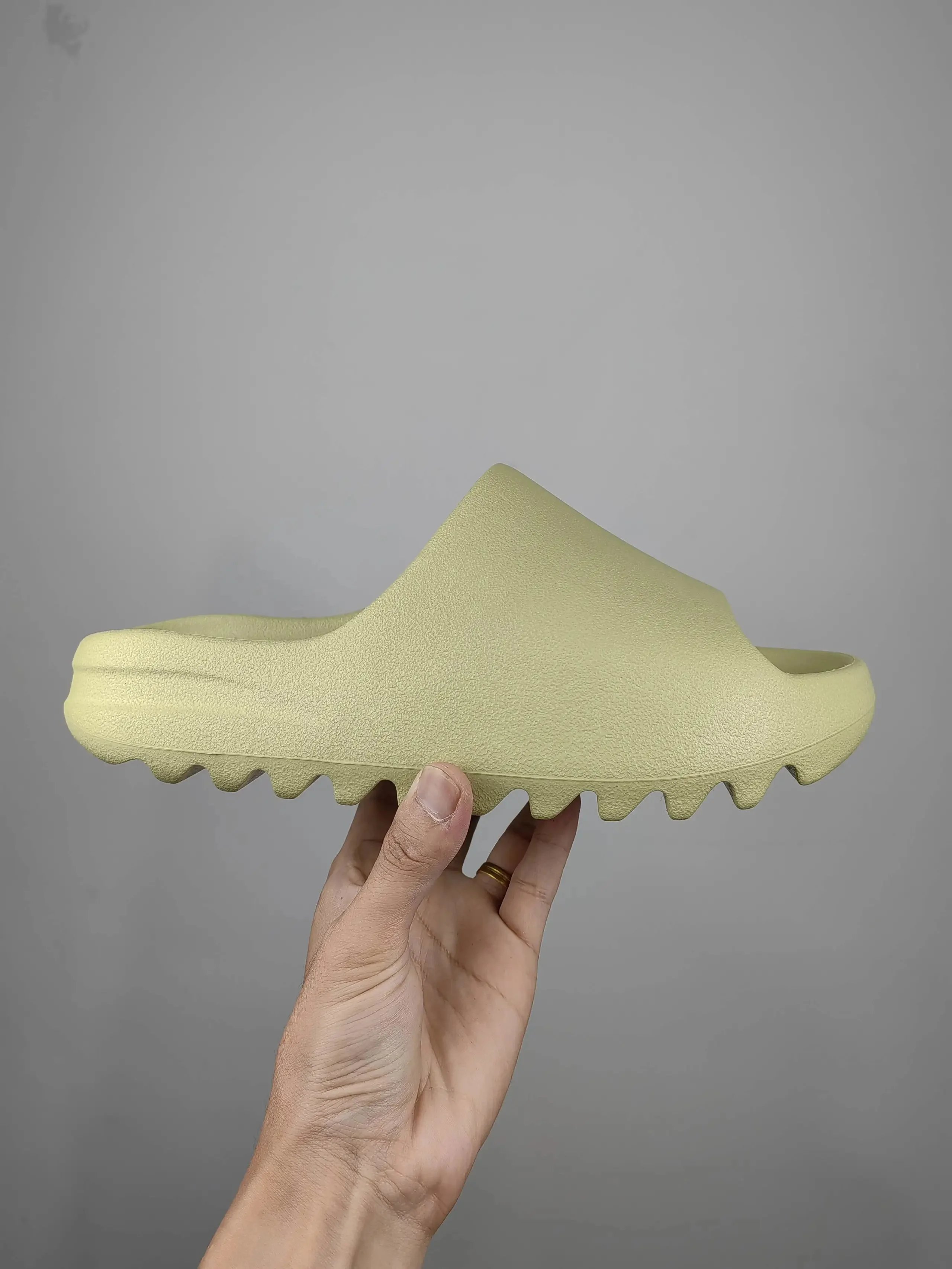 豆绿磨砂（FZ5904）