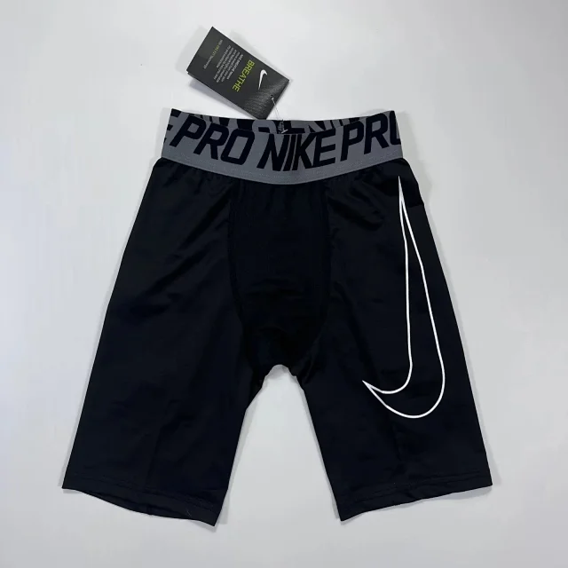Nike T-Shirts Performance training T-shirt with contrast flatlock seams and oversized Swoosh product detail image 14
