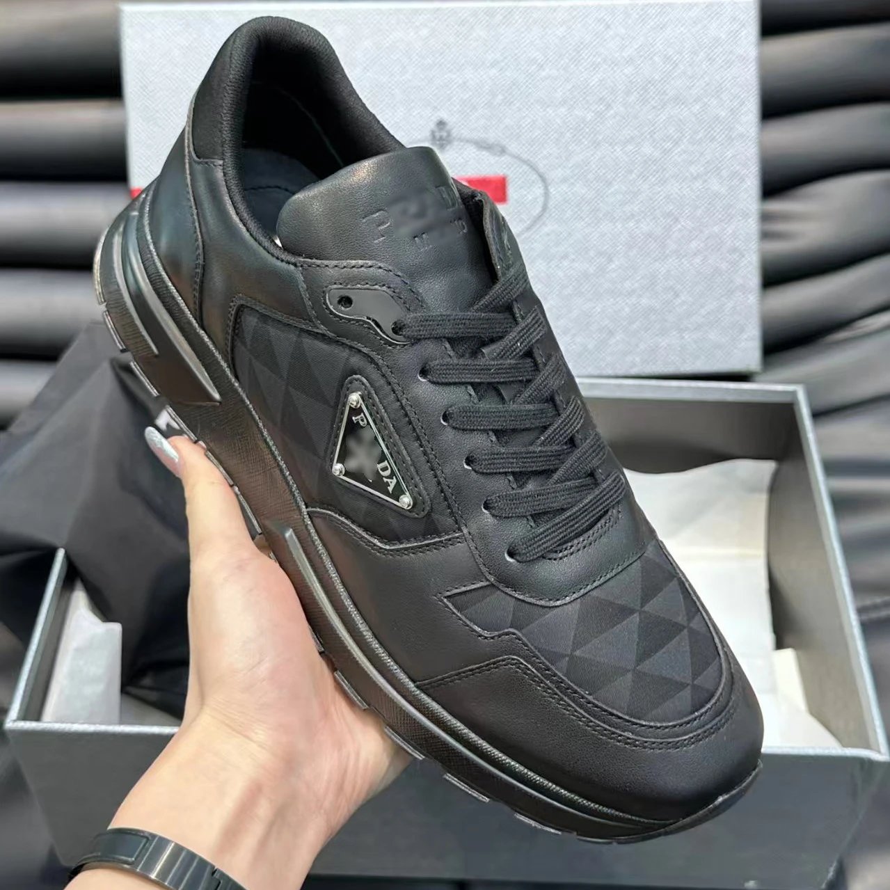 P*Genuine Leather Fashion Sneakers