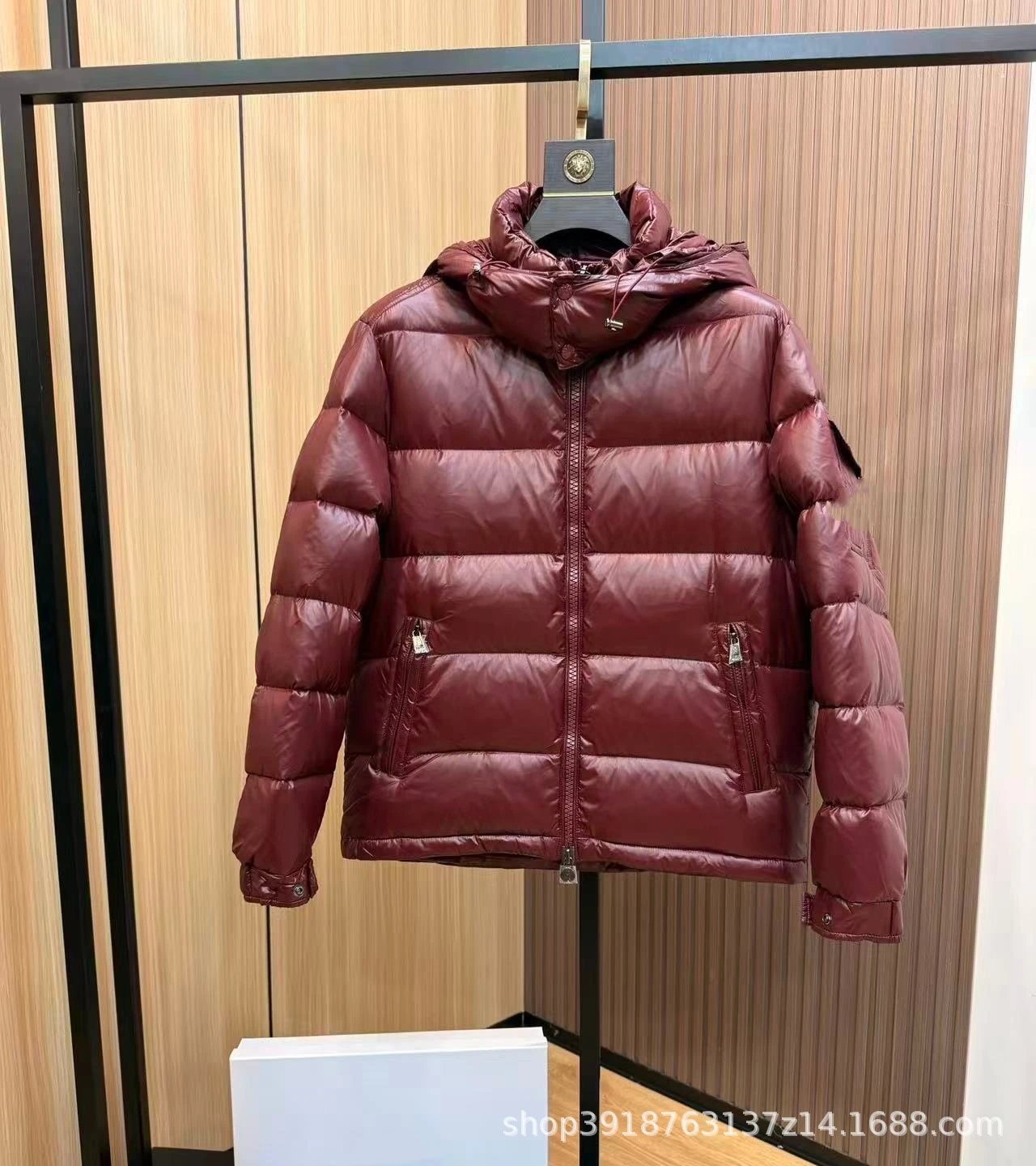wine red