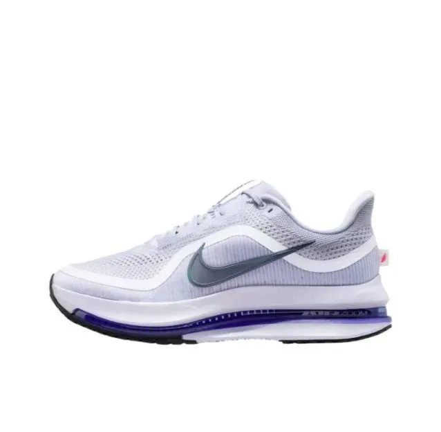 Nike Pegaus Preium full-length Air cushioning running shoe with mesh upper