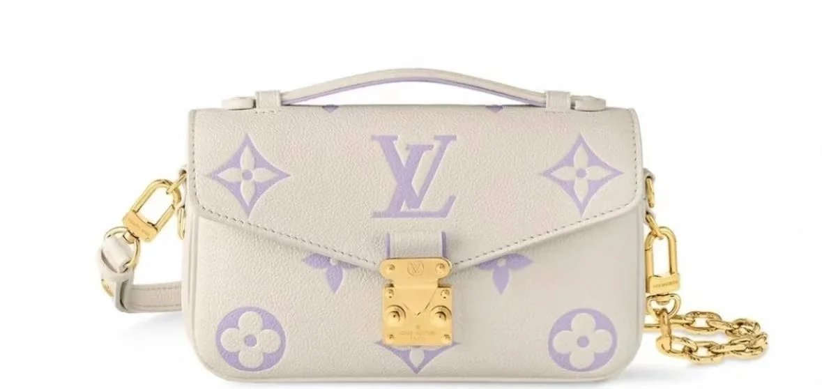 Chanel Shoulder Bags Quilted Flap Chain Bag — spell purple