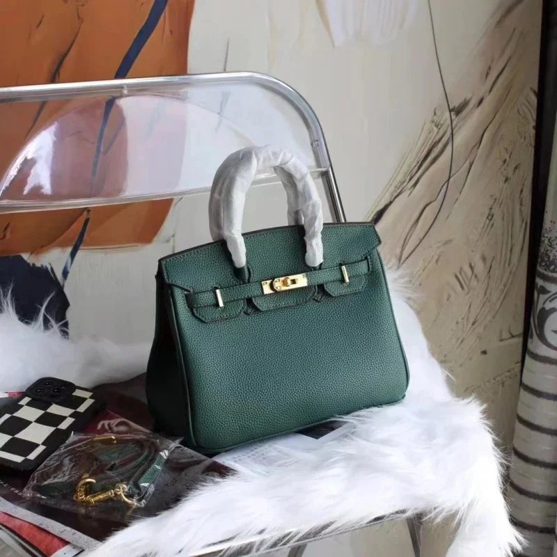 Dark Green (Deep Green)