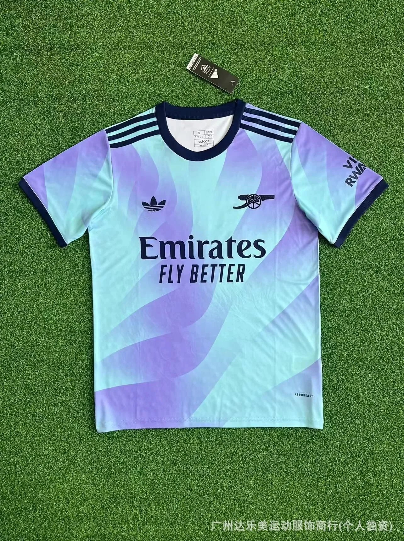 Club jerseys - 2/41