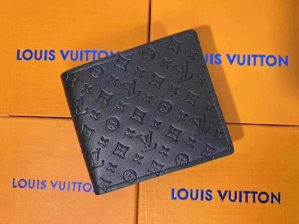 Louis Vuitton Wallet - 16/16