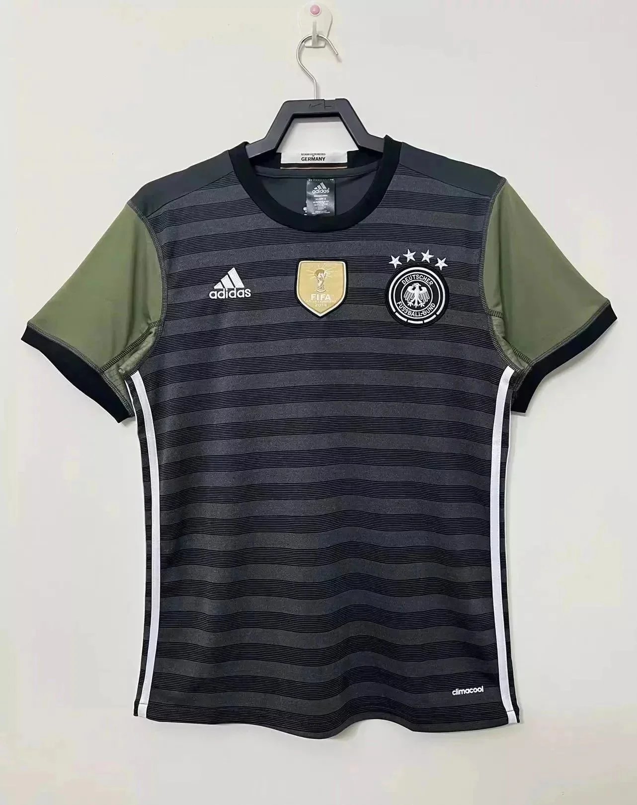 football jersey T-shirt (40 CP) - 9/41