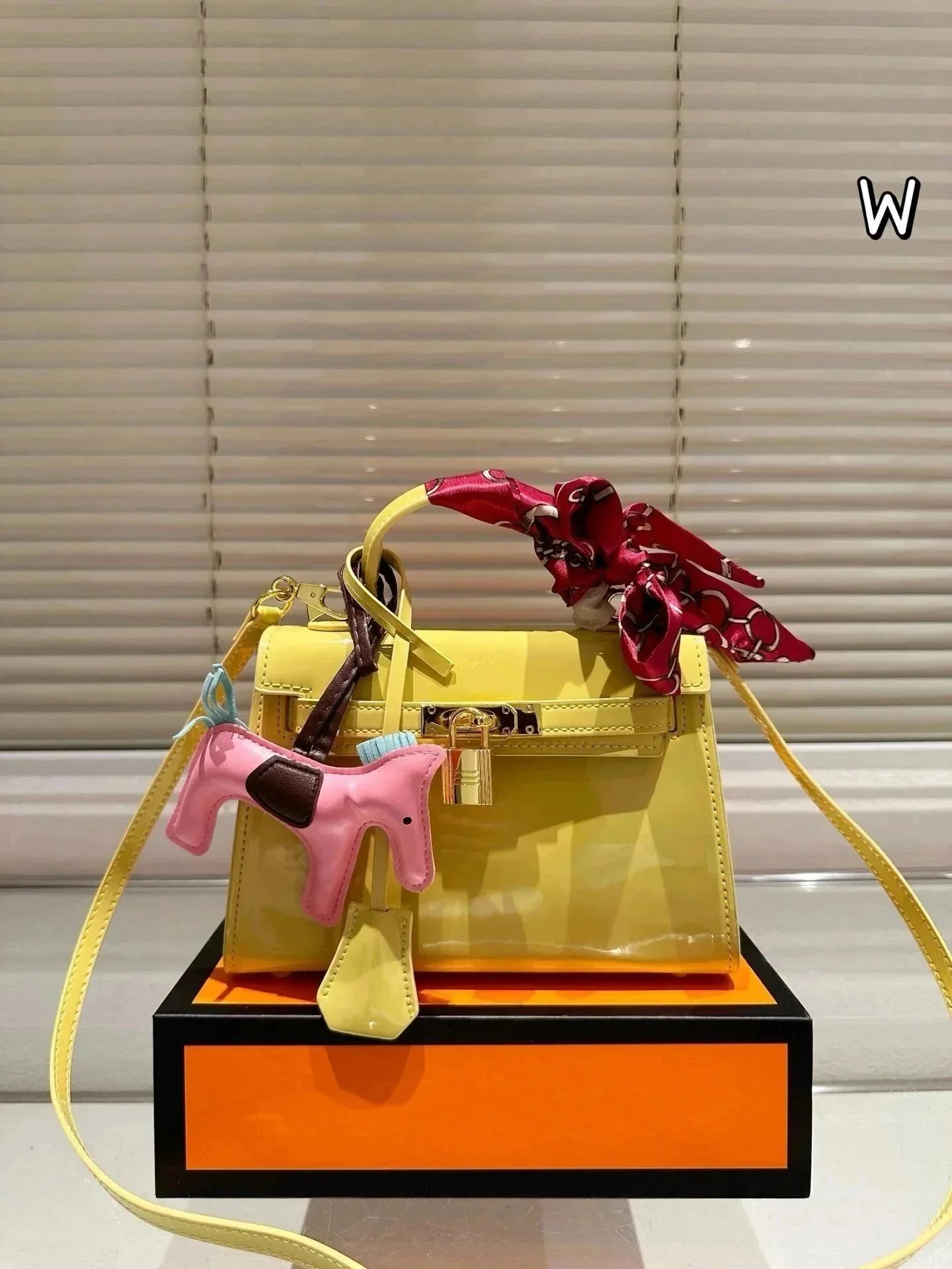 Louis Vuitton minibag - 7/39