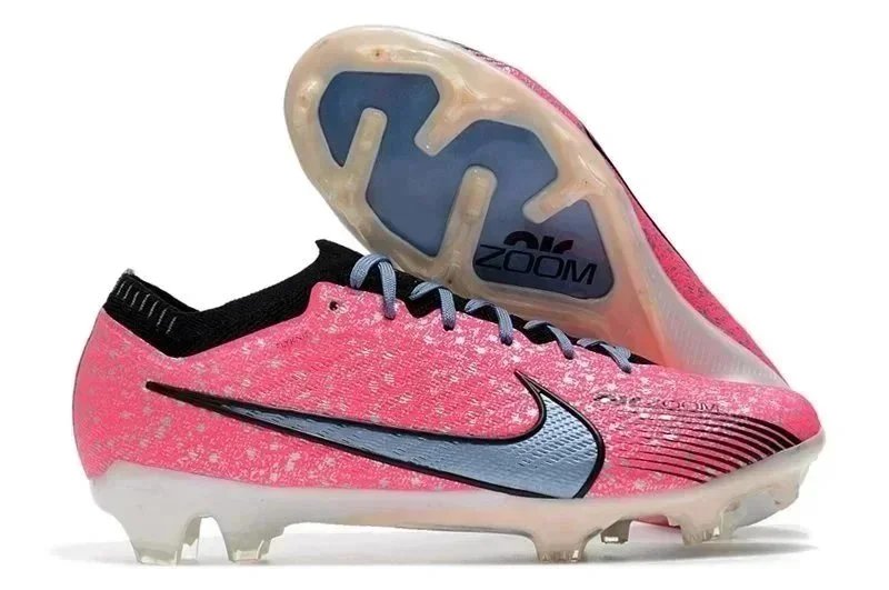 football shoes - 24/26