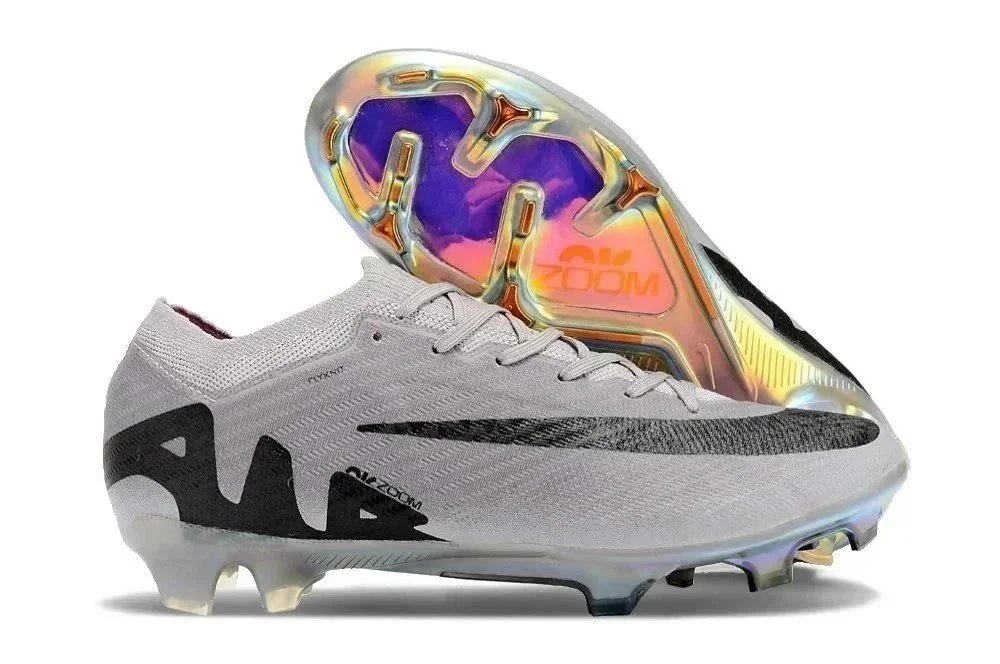 football shoes - 3/26