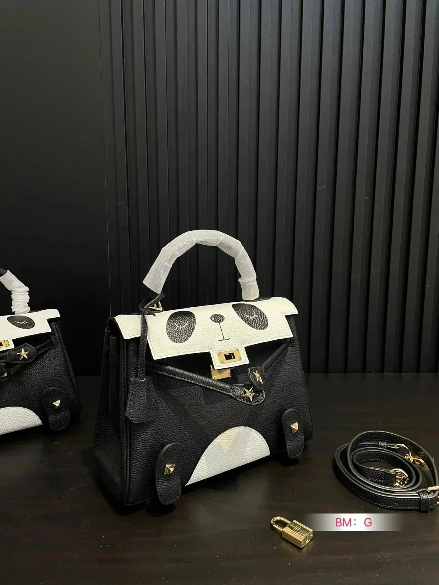 Louis Vuitton minibag - 8/39
