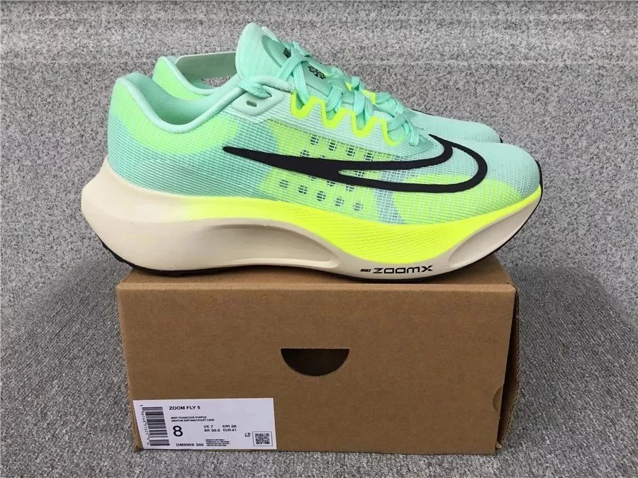 Nike Fly 5 - 10/13