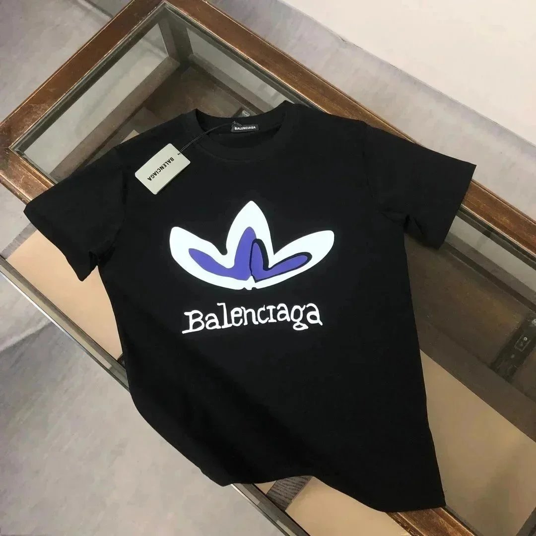 Balenciaga T-shirt Tee - 8/41